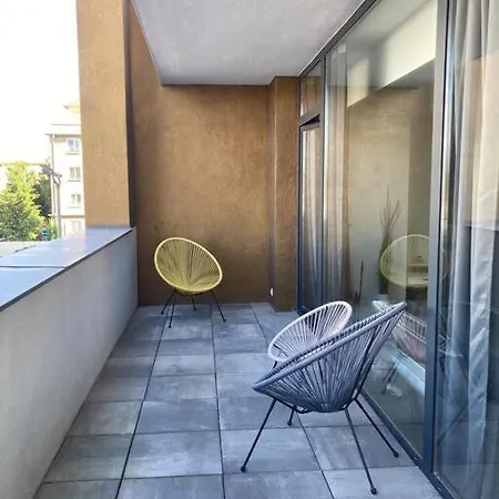 Utulny A Moderny Atelier S Terasou * Bratislava