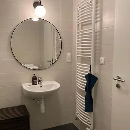 útulný A Moderný Ateliér S Terasou *