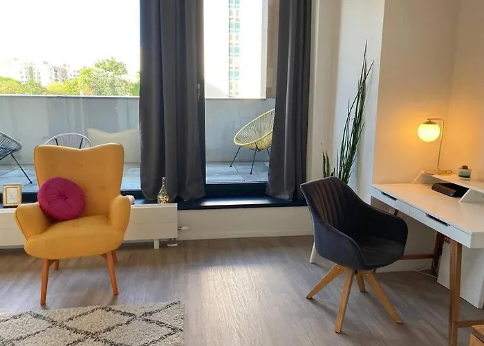 아파트 Utulny A Moderny Atelier S Terasou